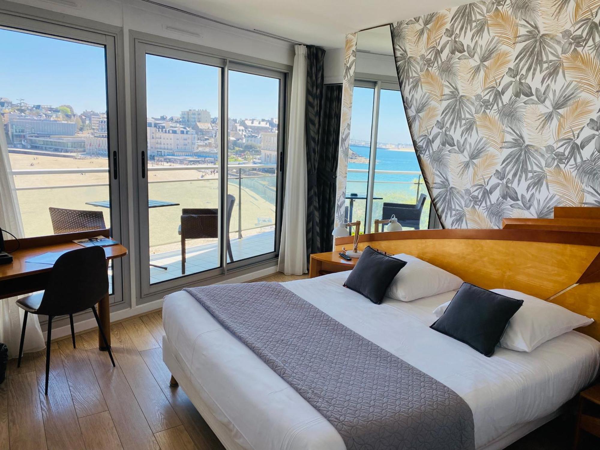 Le Crystal Dinard Plage 外观 照片