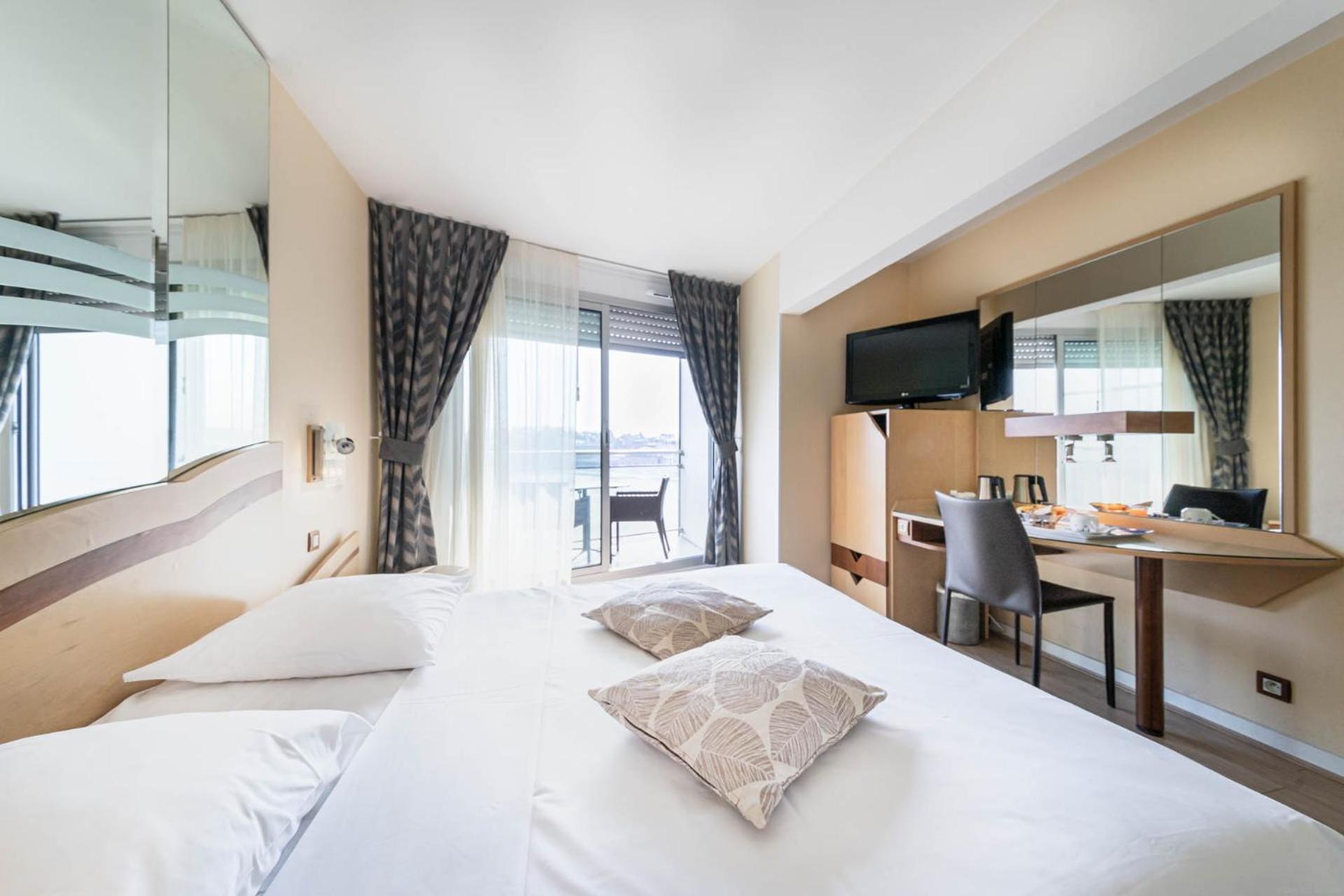 Le Crystal Dinard Plage 外观 照片