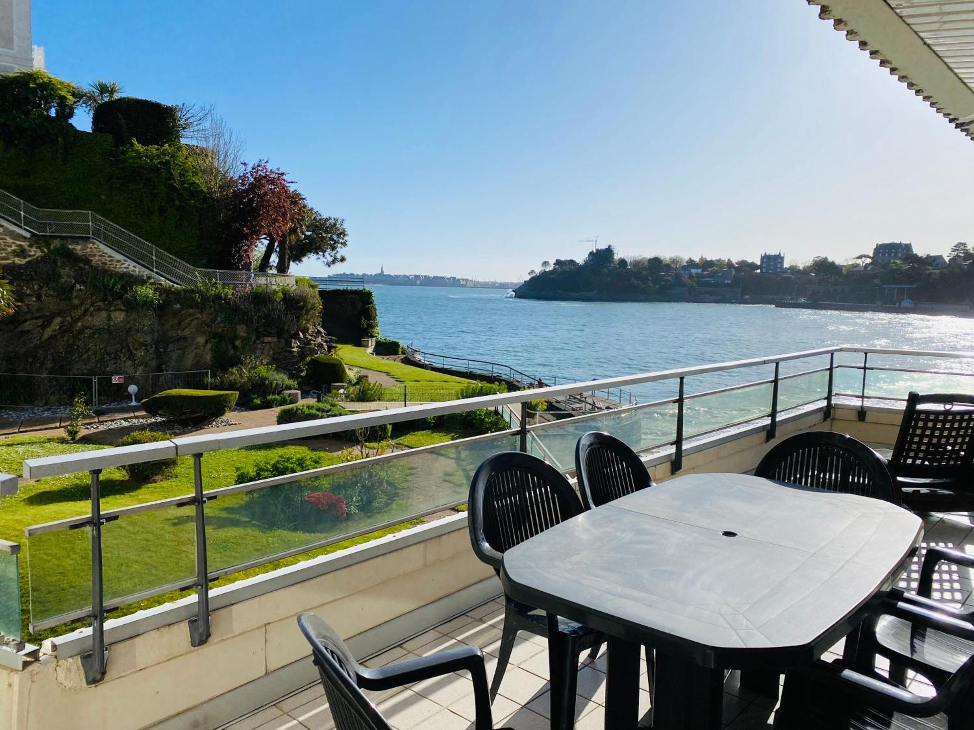 Le Crystal Dinard Plage 外观 照片